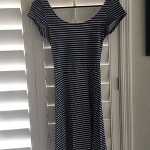 American eagle xs dress open back concept/ keyhole